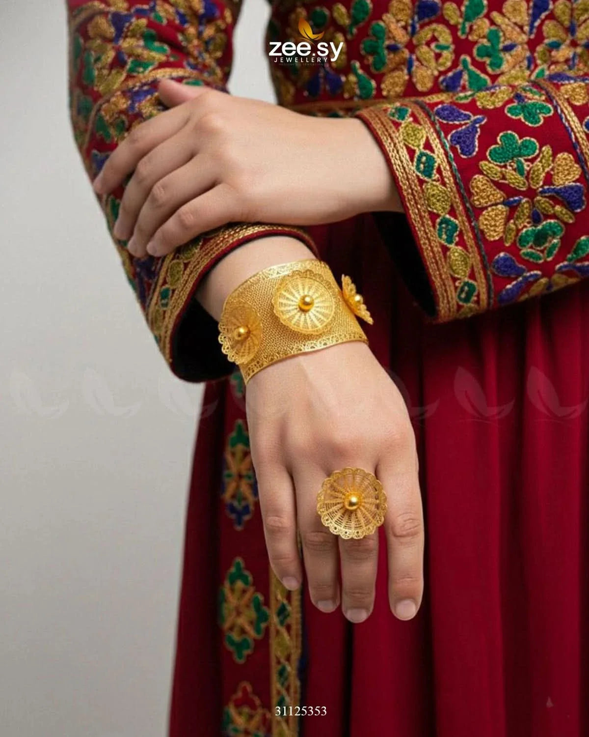 Sultanate Sunburst Filigree Bangle Ring Set